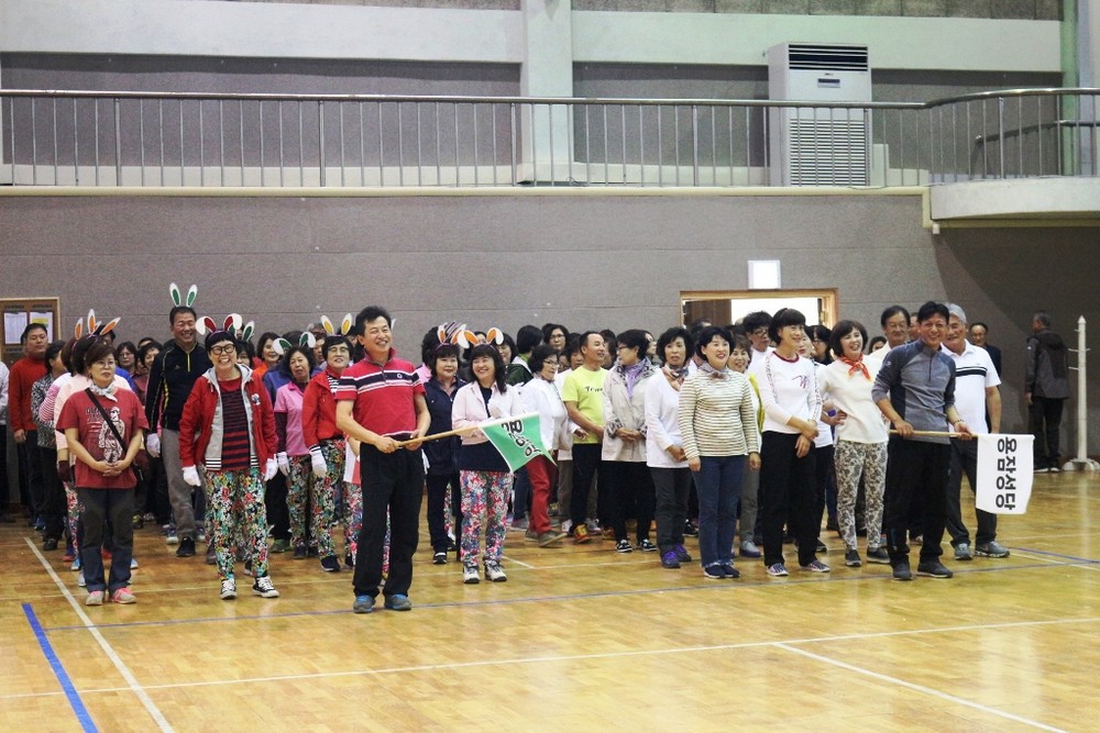 10-22 19회 본당의 날 (42).JPG